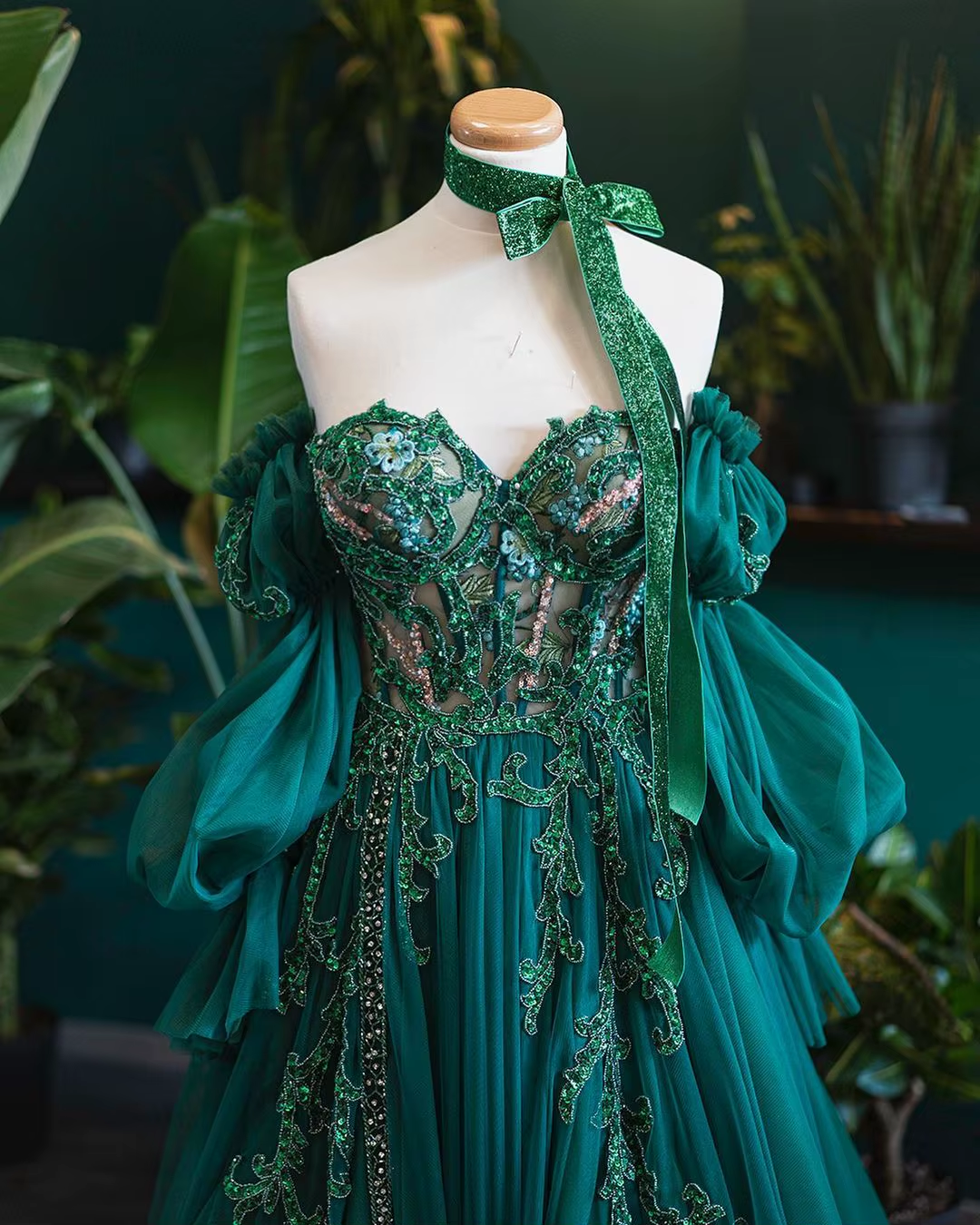 Vintage A Line Appliques Lace-Up A-Line Dark Green Tulle Formal Prom Dresses