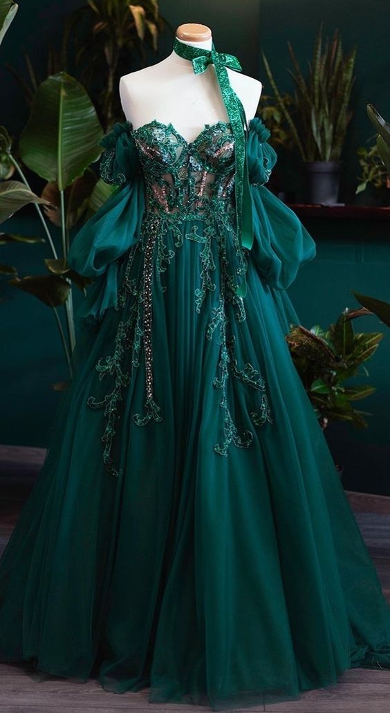 Vintage A Line Appliques Lace-Up A-Line Dark Green Tulle Formal Prom Dresses Main image