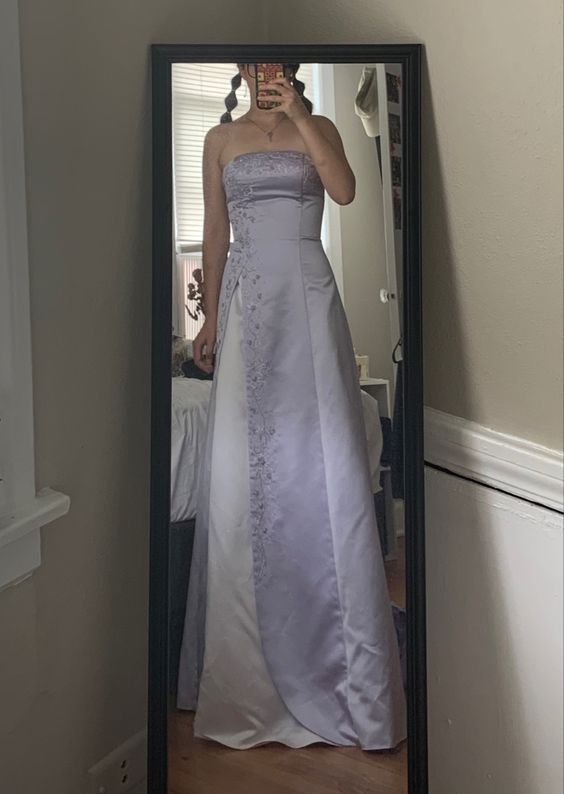 Vintage A Line Strapless Lilac Long Formal Prom Dresses Main image