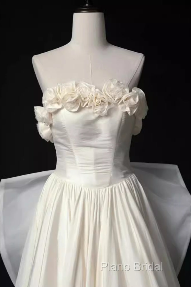 Vintage A Line Strapless Satin White Long Wedding Dresses Brides Dresses Secondary image