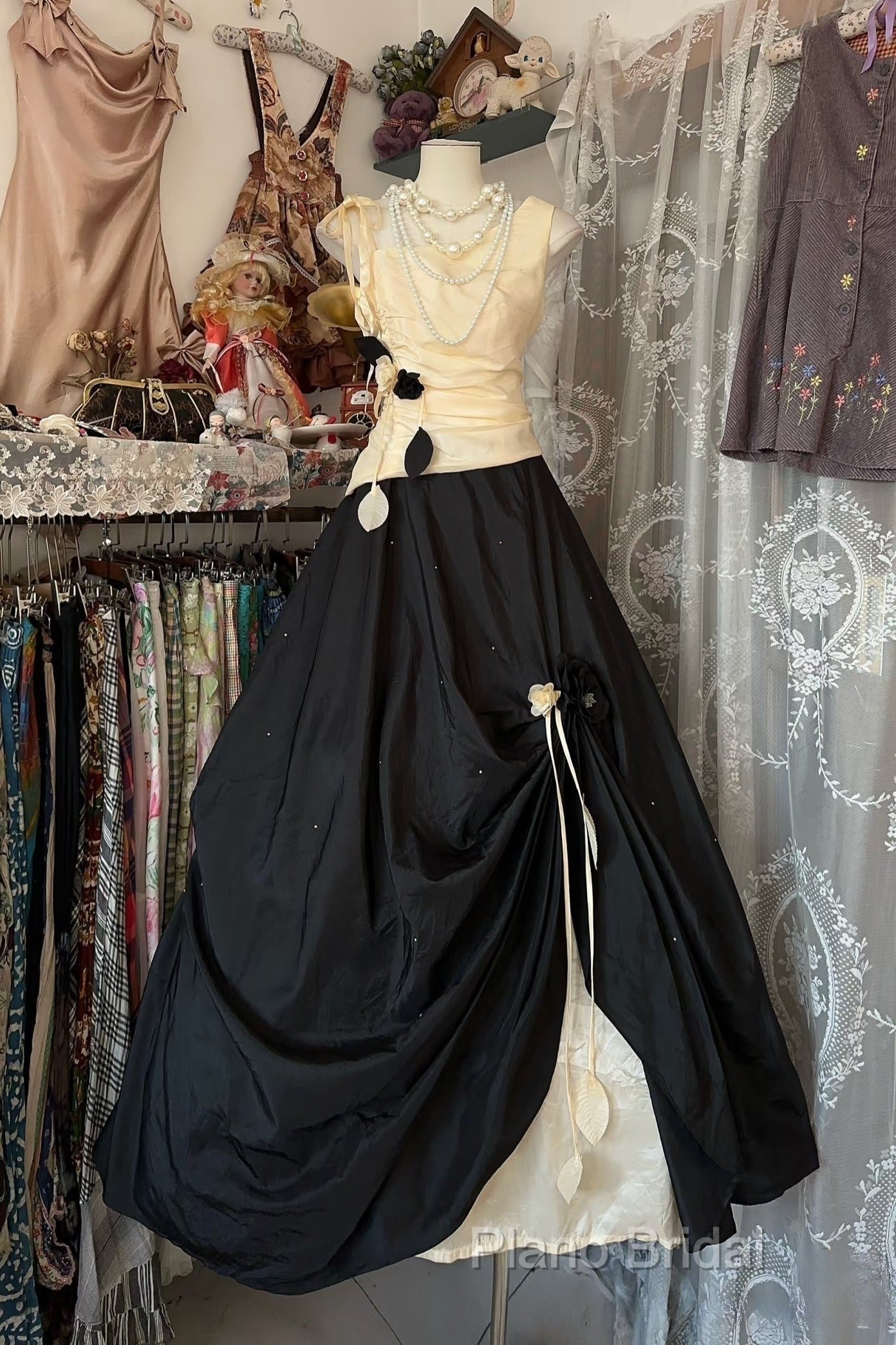 Vintage Ball Gown Sleeveless Long Black Formal Dresses Formal Prom Dresses