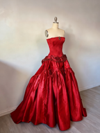 Vintage Ball Gown Strapless Burgundy Sleeveless Satin 90S Classy Formal Prom Dresses Inspiration Party Dresses Princess Graduation Dresses