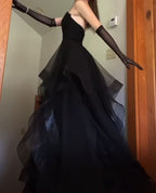 Vintage Ball Gown Strapless Sleeveless Long Tulle Black Formal Prom Dresses