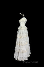 Vintage Ball Gown Strapless White Lace Formal Prom Gown Fairy Formal Prom Dresses