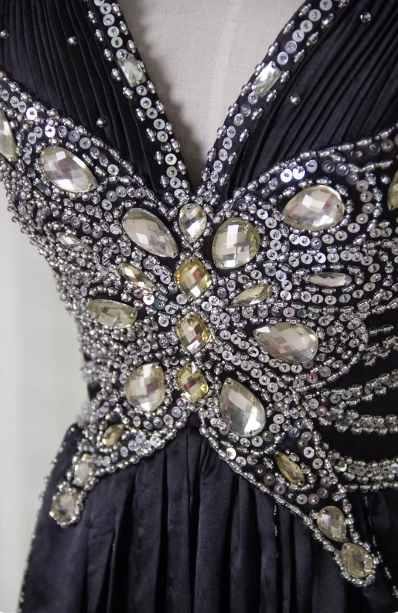 Vintage Black A-Line V-Neck Open Back Butterfly Rhinestone Beaded Satin Long Formal Prom Dresses