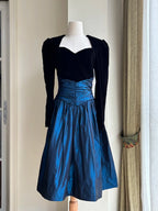 Vintage Black And Blue A-Line Long-Sleeved Velvet And Satin Formal Prom Dresses