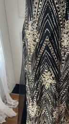 Vintage Black And Gold Mermaid Strappy Sequin Embroidered Long Formal Prom Dresses