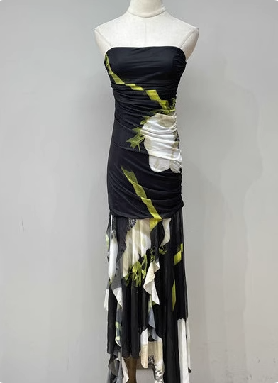 Vintage Black Base Floral Print Irregular Strapless Chiffon Long Formal Prom Dresses Main image