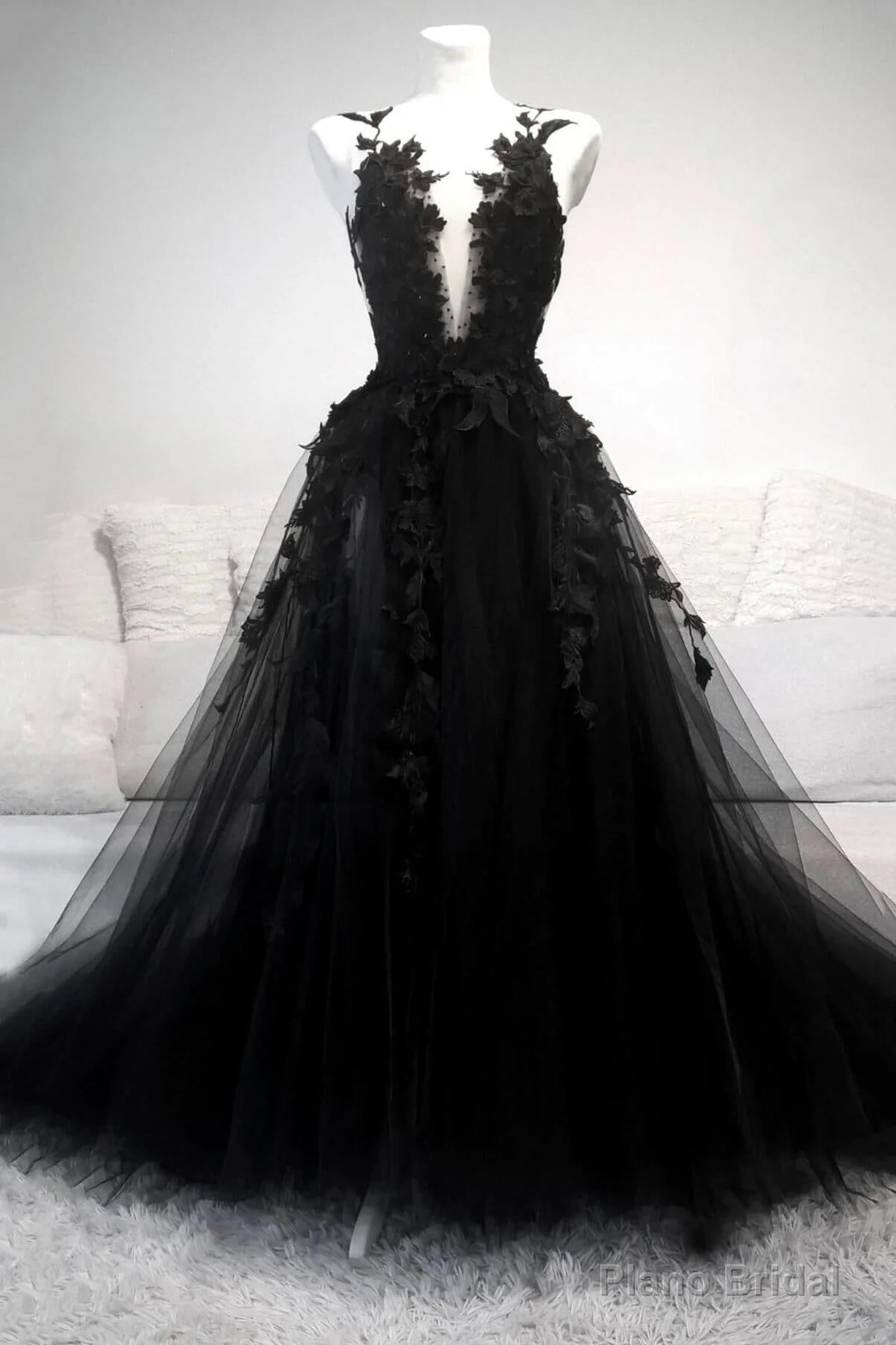 Vintage Black V Neck Tulle Prom Dresses,Formal Dress with Lace Main image