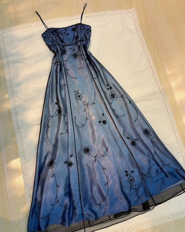 Vintage Blue Gradient Empire Formal Prom Dresses Backless Romantic Beaded Formal Evening Dresses Guest Dresses Main image