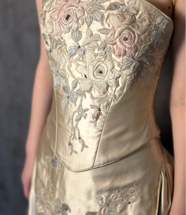 Vintage Champagne Gold A-Line Strapless Embroidered Satin Train Formal Prom Dresses