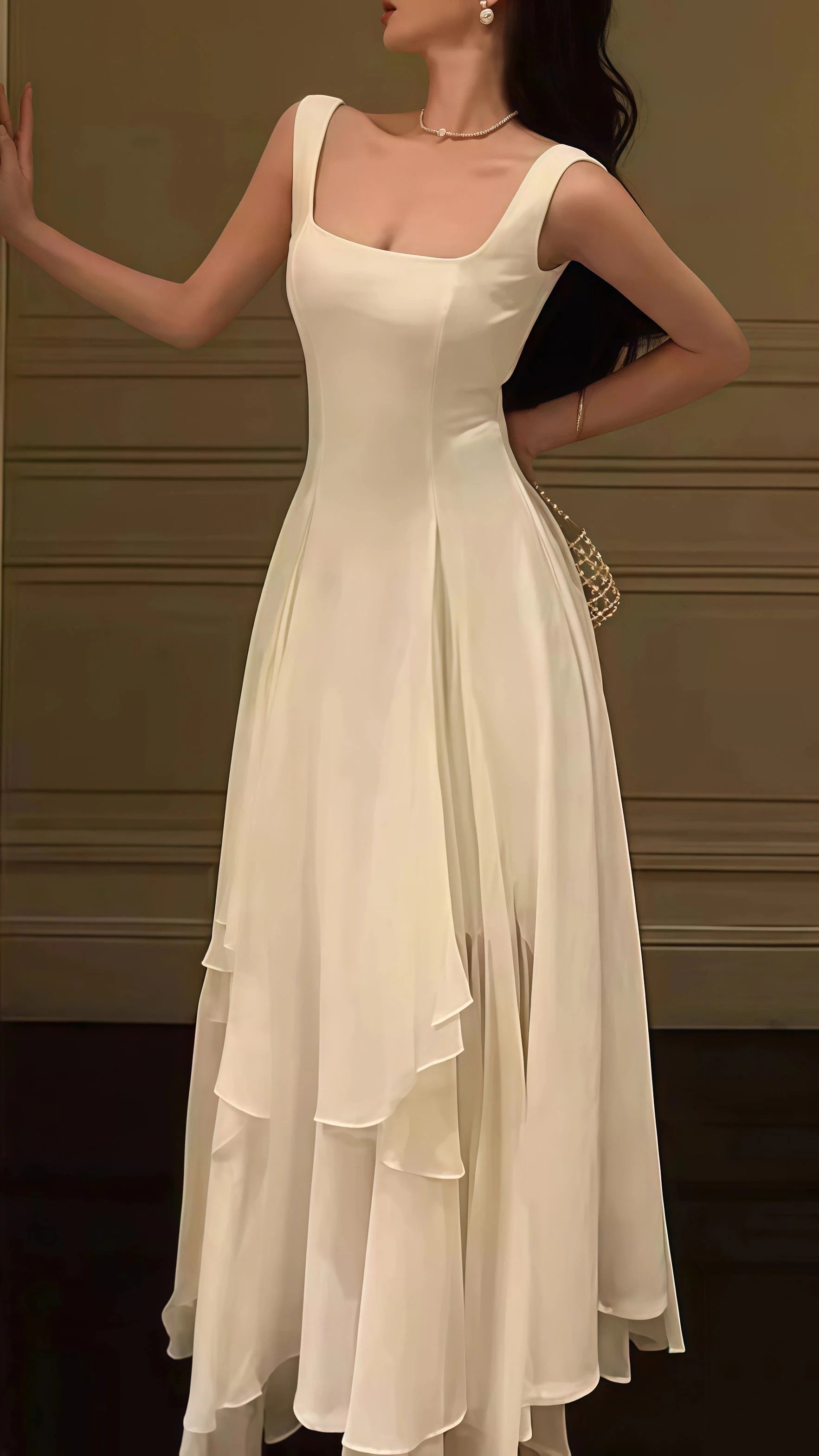 Vintage & Classic Ivory Chiffon Formal Evening Formal Prom Dresses Secondary image