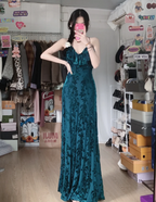 Vintage Court Dark Green V-Neck Ruffled Long Formal Prom Dresses
