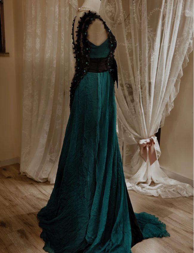 Vintage Dark Green A-Line V-Neck Bow Beaded Chiffon Long Formal Prom Dresses