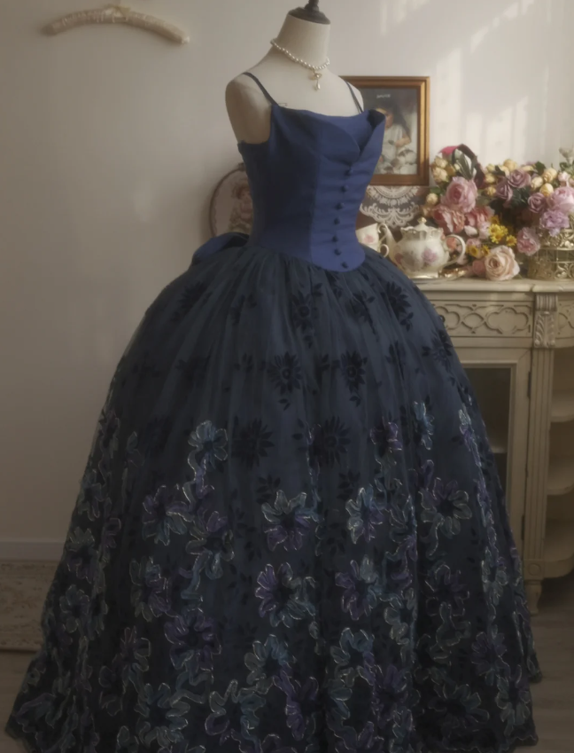 Vintage Elegant Navy Blue Bow Embroidered Train Tulle Ball Gown Prom Dresses Sweet 16 Dresses