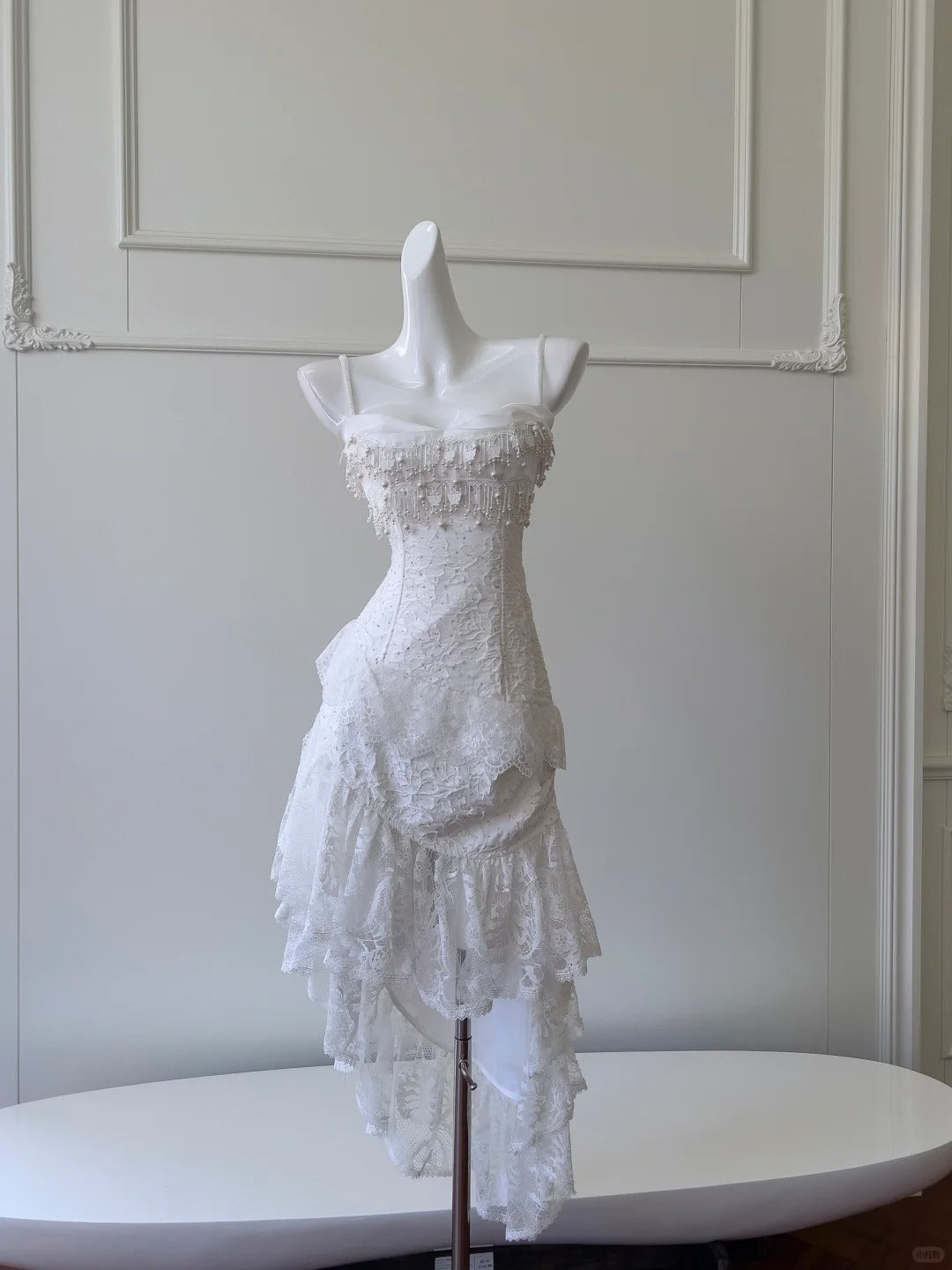 Vintage Gorgeous White Irregular Strap Pearl Lace Formal Prom Dresses Bridesmaid Dresses Secondary image