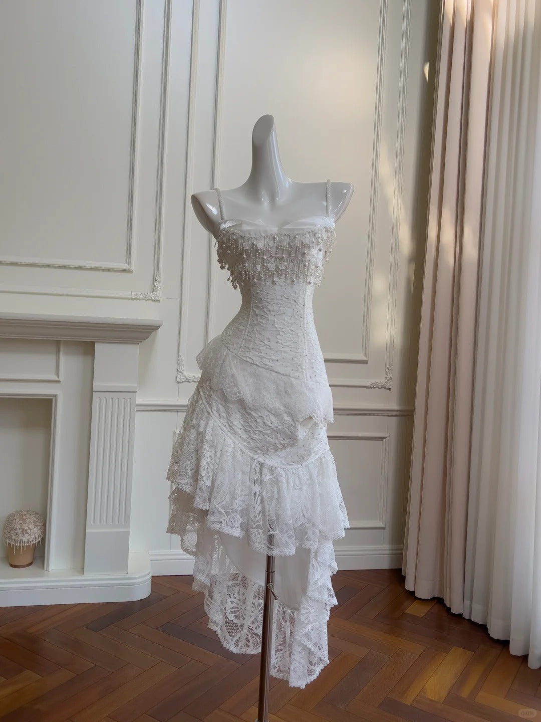 Vintage Gorgeous White Irregular Strap Pearl Lace Formal Prom Dresses Bridesmaid Dresses