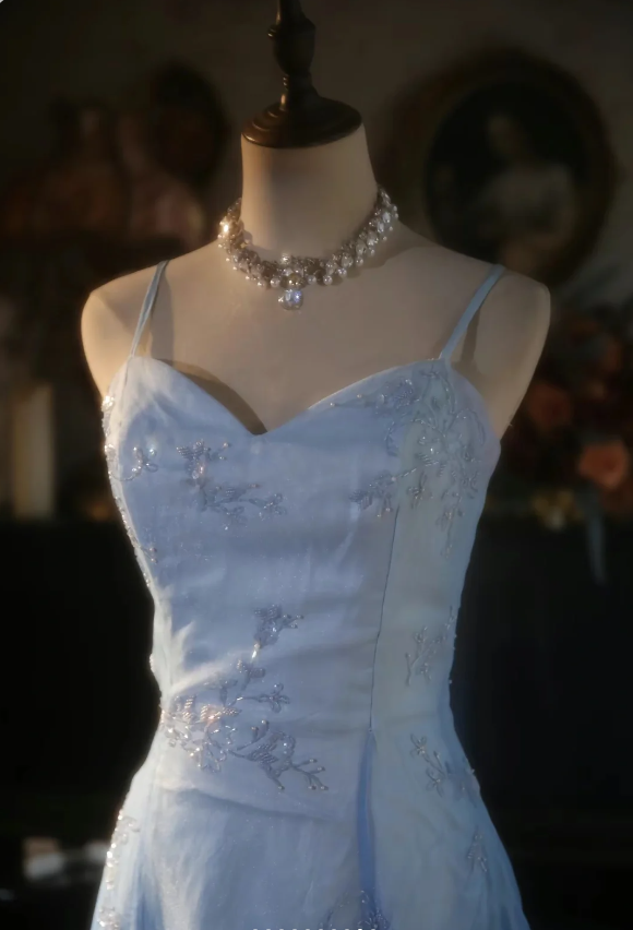 Vintage Gradient Light Blue A-Line Spaghetti Strap Beaded Tulle Long Formal Prom Dresses