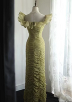 Vintage Green Fitted Off-Shoulder Ruffled Chiffon Long Formal Prom Dresses
