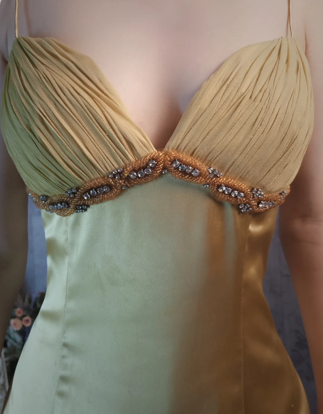 Vintage Green Mermaid Deep V-Neck Pleated Satin Long Formal Prom Dresses