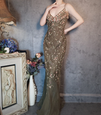 Vintage Green Mermaid Spaghetti Strap Deep V-Neck 3D Floral Embroidery Long Formal Prom Dresses