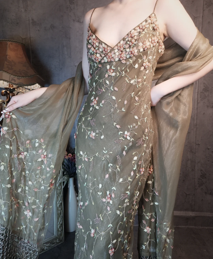Vintage Green Mermaid Spaghetti Strap Deep V-Neck 3D Floral Embroidery Long Formal Prom Dresses