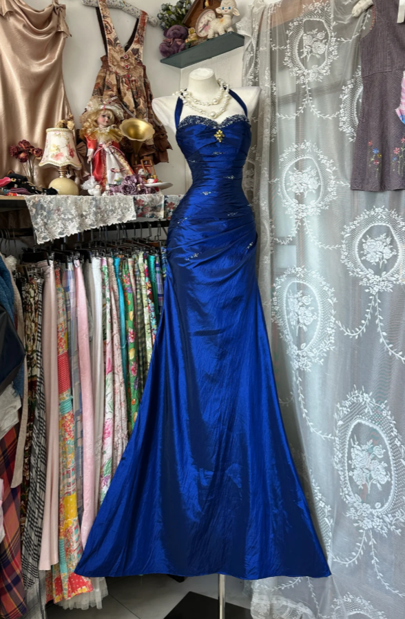 Vintage Halter Sheath Long Formal Prom Dresses Beaded Satin Blue Formal Evening Dresses Sleeveless Birthday Dresses