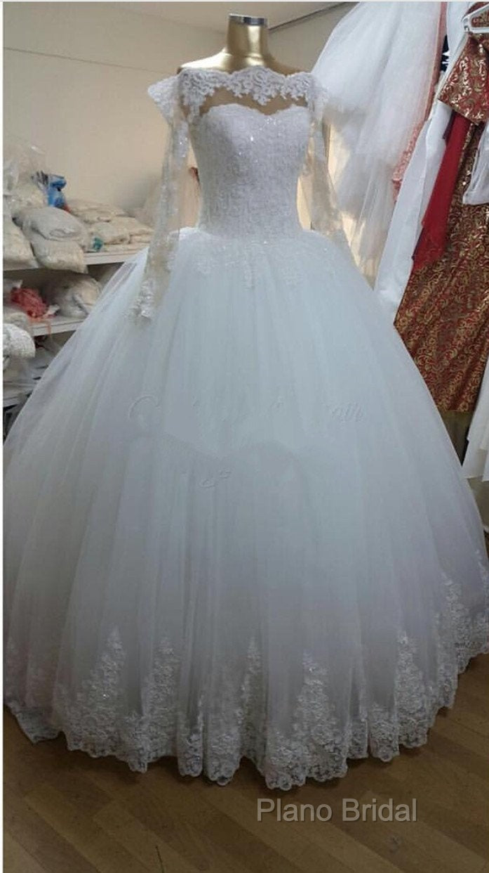Vintage Lace Appliques Long Sleeves Tulle Wedding Dresses Ball Gowns