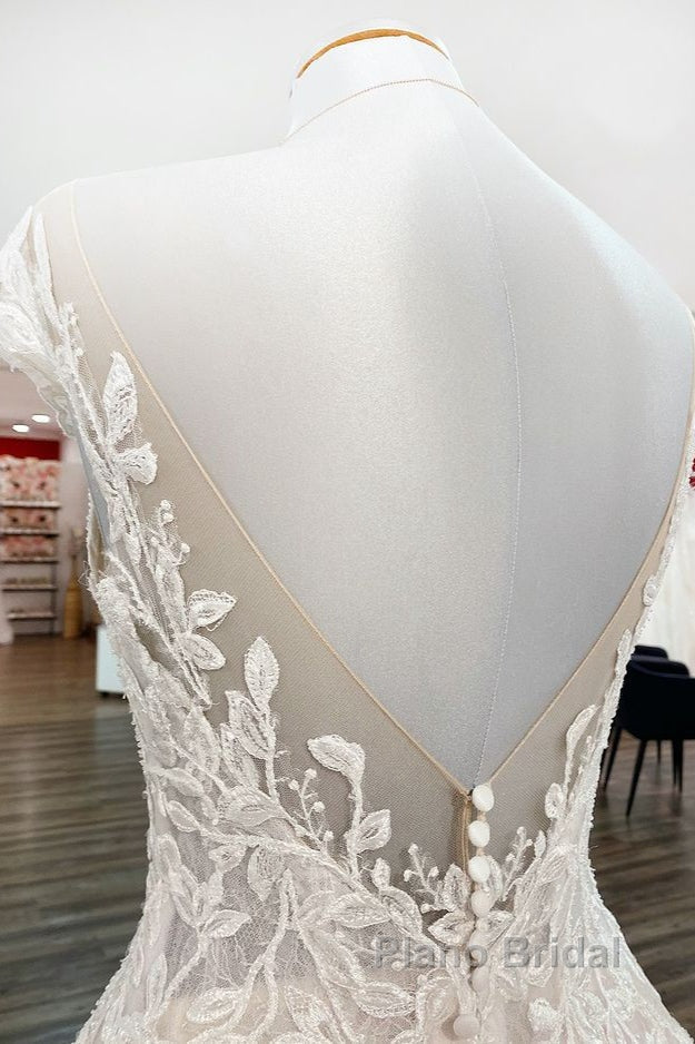 Vintage Long A-line Jewel Tulle Ruffles Wedding Dress with Lace Appliques