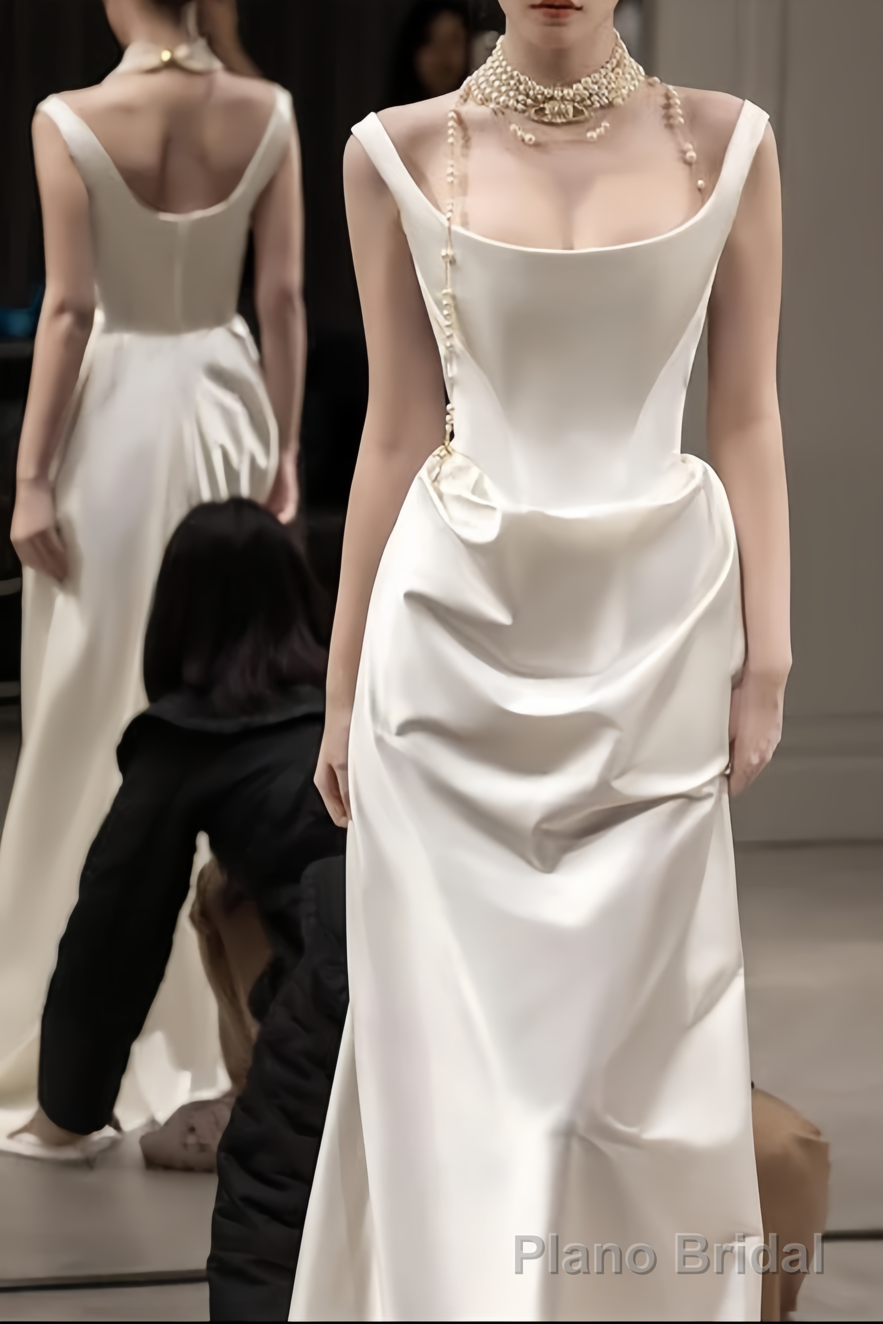 Vintage Mermaid Straps Sleeveless Satin Ivory Wedding Dress