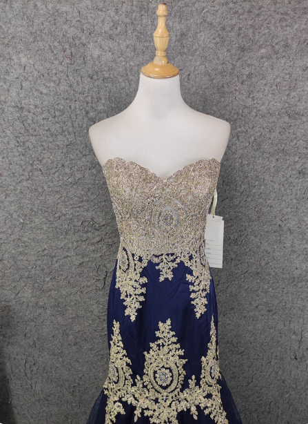 Vintage Navy Blue Sweetheart Neck Lace Rhinestone-Embellished Tulle Long Formal Prom Dresses
