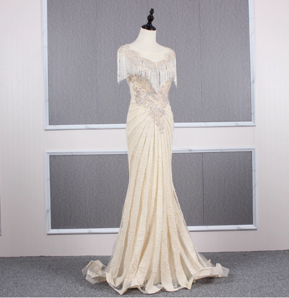 Vintage Off-White Mermaid Crew Neck Fringed Beaded Lace Train Formal Prom Dresses
