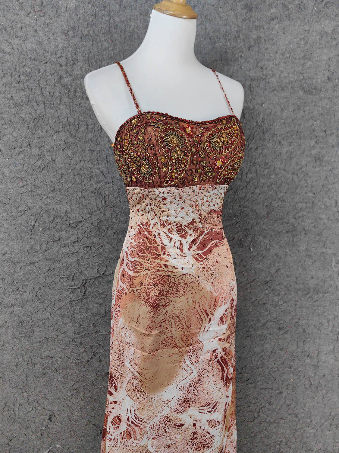Vintage Red-Brown Gilded Gradient Spaghetti Strap Beaded Satin Long Formal Prom Dresses