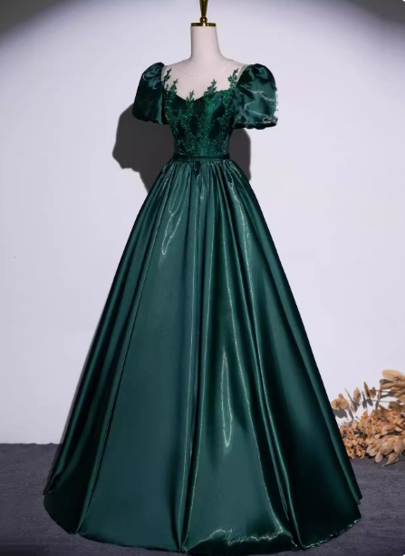 Vintage Royal Emerald Green Crew Neck A-Line Embroidered Satin Long Formal Prom Dresses