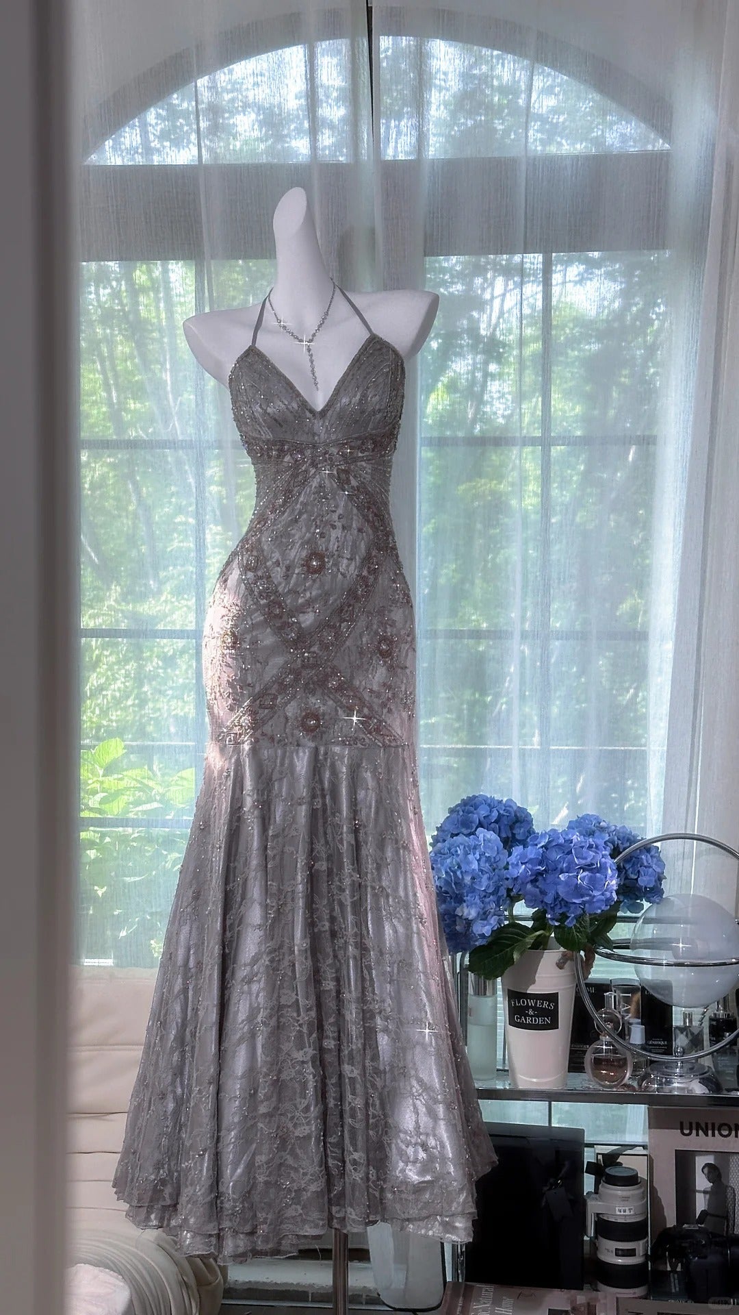 Vintage Silver-Grey Mermaid Backless Beaded Lace Long Formal Prom Dresses Secondary image