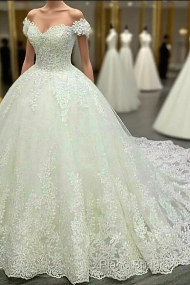 Vintage V-Neck Off The Shoulder Lace Wedding Ball Gown Dresses Main image