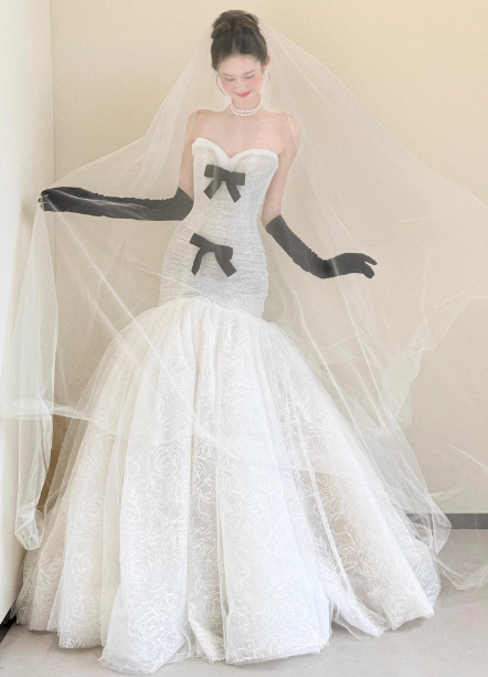 Vintage White Mermaid Sweetheart Neck Bow Lace Tulle Wedding Dresses
