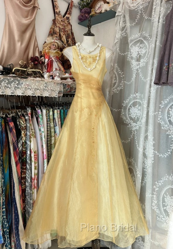 Vintage Yellow A-Line Boat Neck Tulle Long Formal Prom Dresses Simple Embroidery Applique Evening Dresses
