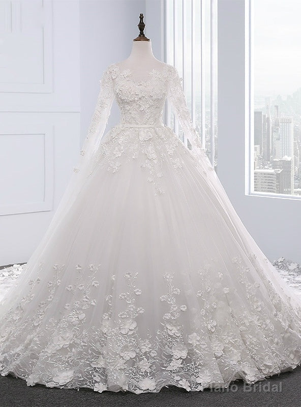 White Ball Gown Long Sleeve Backless Wedding Dresses With Beading Main image