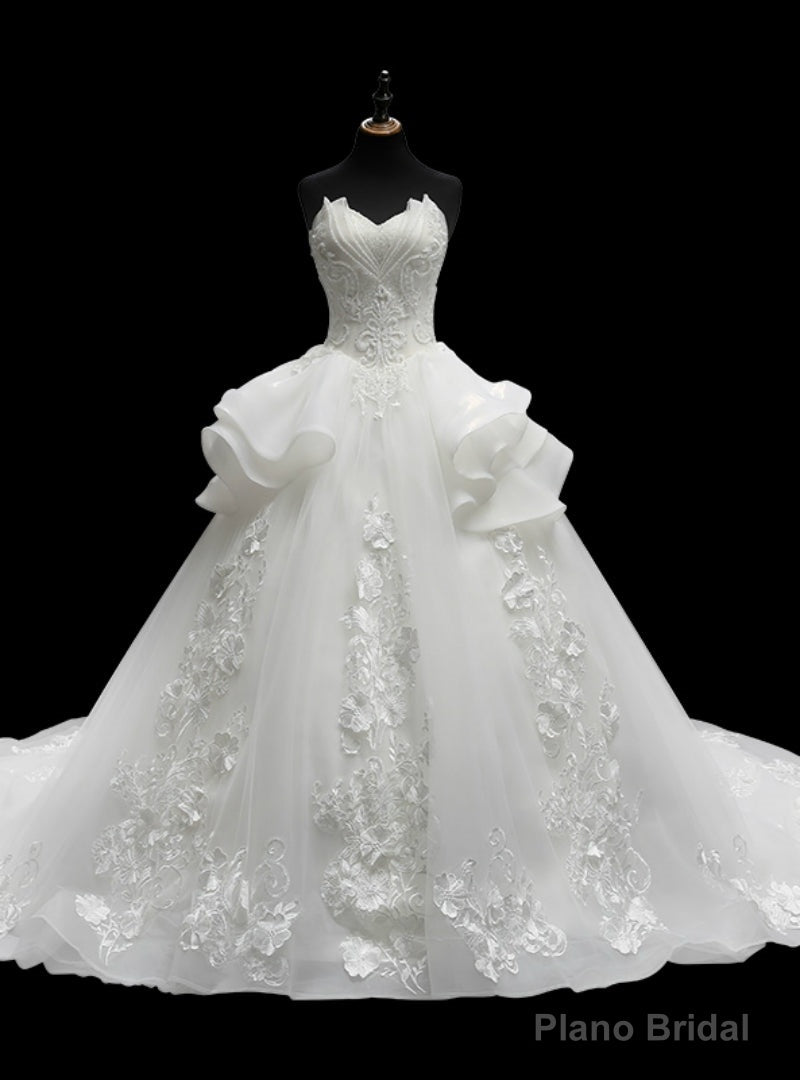 White Ball Gown Sweetheart Neck Tulle Appliques Train Wedding Dress Main image