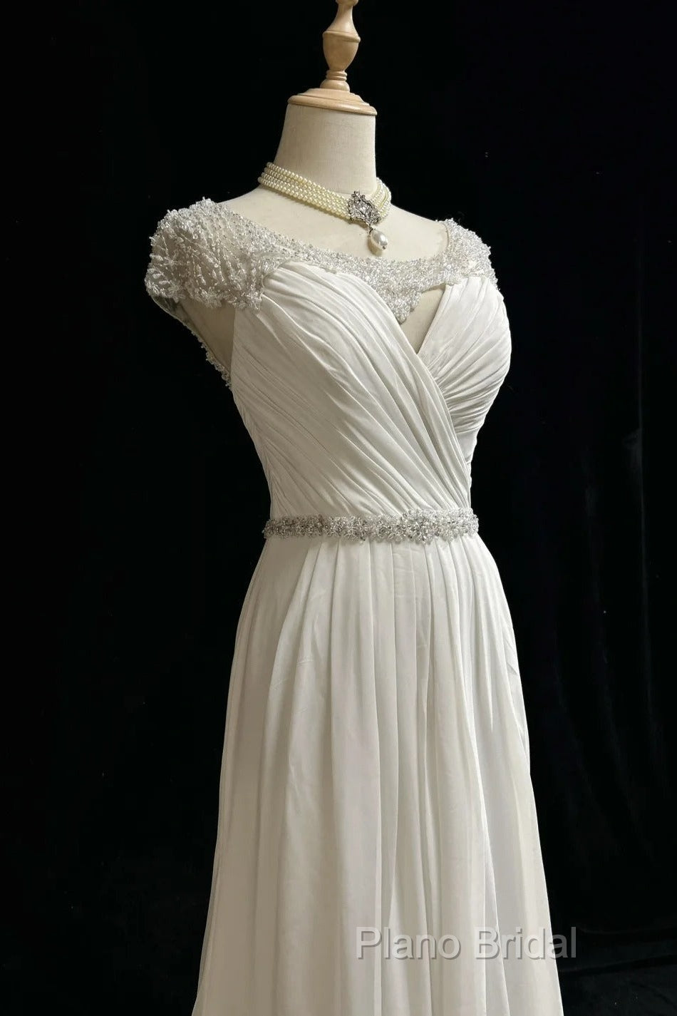 White Elegant A-Line Chiffon V-Neck Long Formal Prom Dresses With Beading Simple Wedding Dresses