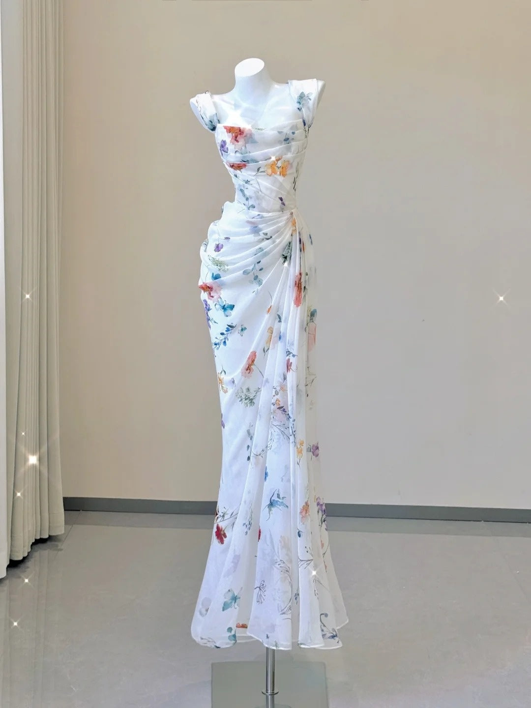 White Floral Elegant Sweet Sophisticated Long Chiffon Ball Gown Formal Evening Dresses Party Dresses