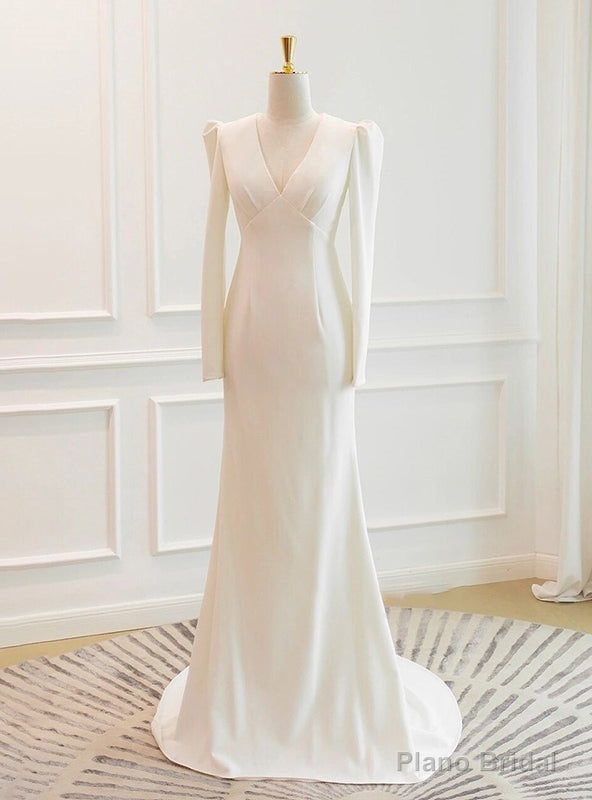 White Mermaid V-neck Long Sleeve Backless Wedding Dress Main image