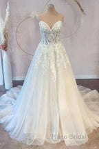 White Sweetheart A-Line Wedding Dresses Tulle Lace Bridal Dresses With Sweep Train Off Shoulder Elegant