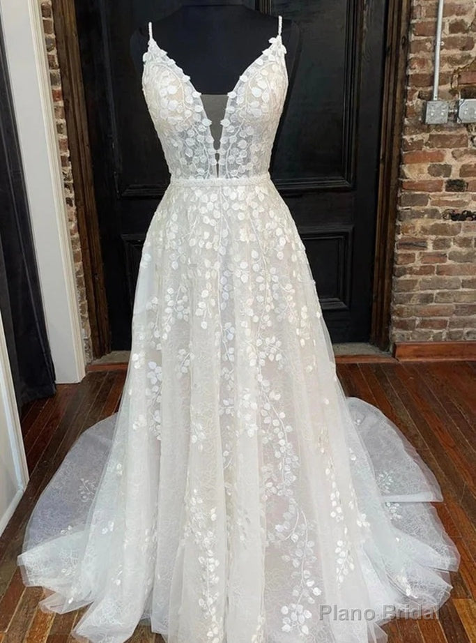 White Tulle Appliques Straps Backless Wedding Dress Main image