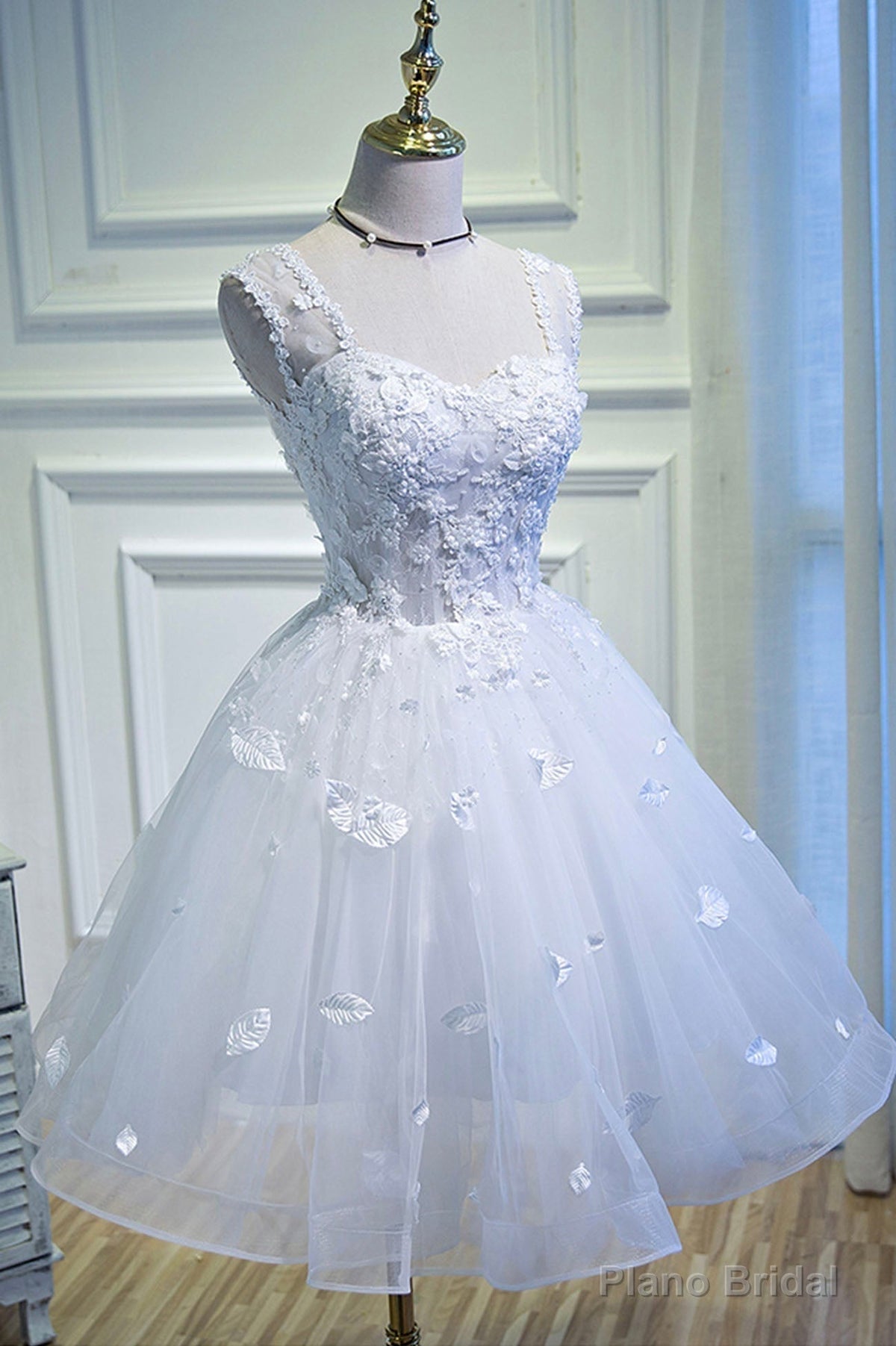 White Tulle Lace Short Prom Dress Pageant Dress, Cute Knee Length Party Dress Main image