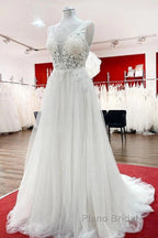White Tulle Lace Wedding Dresses A-Line V Neck Bridal Dresses With Sweep Train Sleeveless Floor Length
