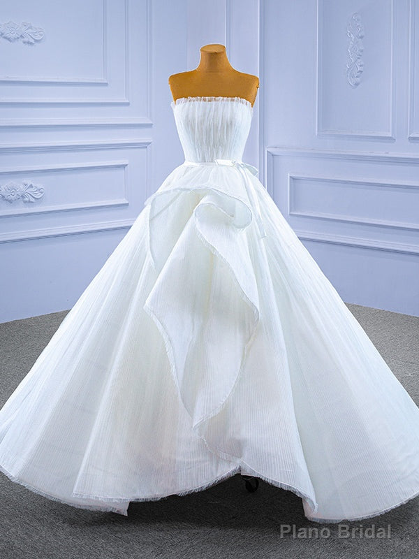 White Tulle Strapless Pleats Wedding Dress Main image