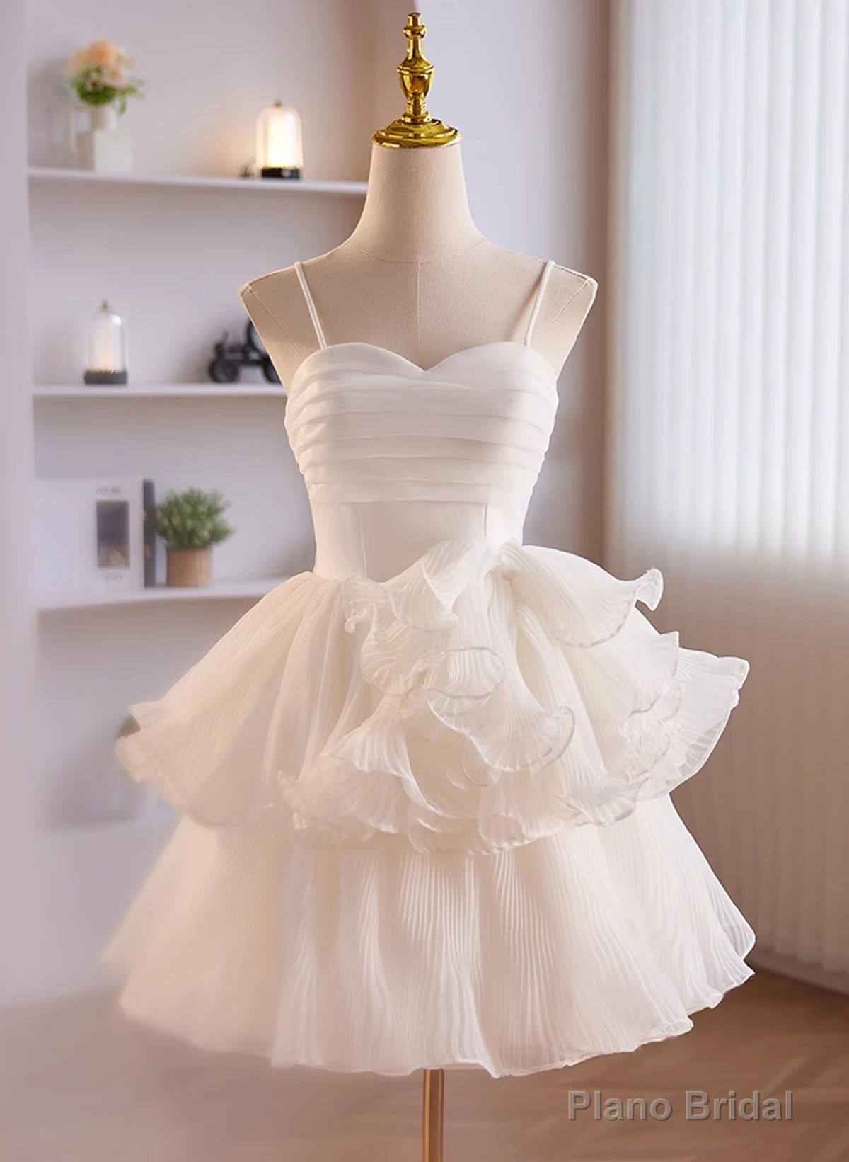 White Tulle Straps Short Graduation Dress, White Tulle Sweetheart Prom Dress Main image