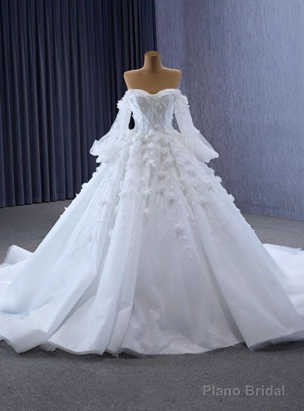 White Tulle Sweetheart 3D Flower Beading Wedding Dress With Detachable Sleeve Main image